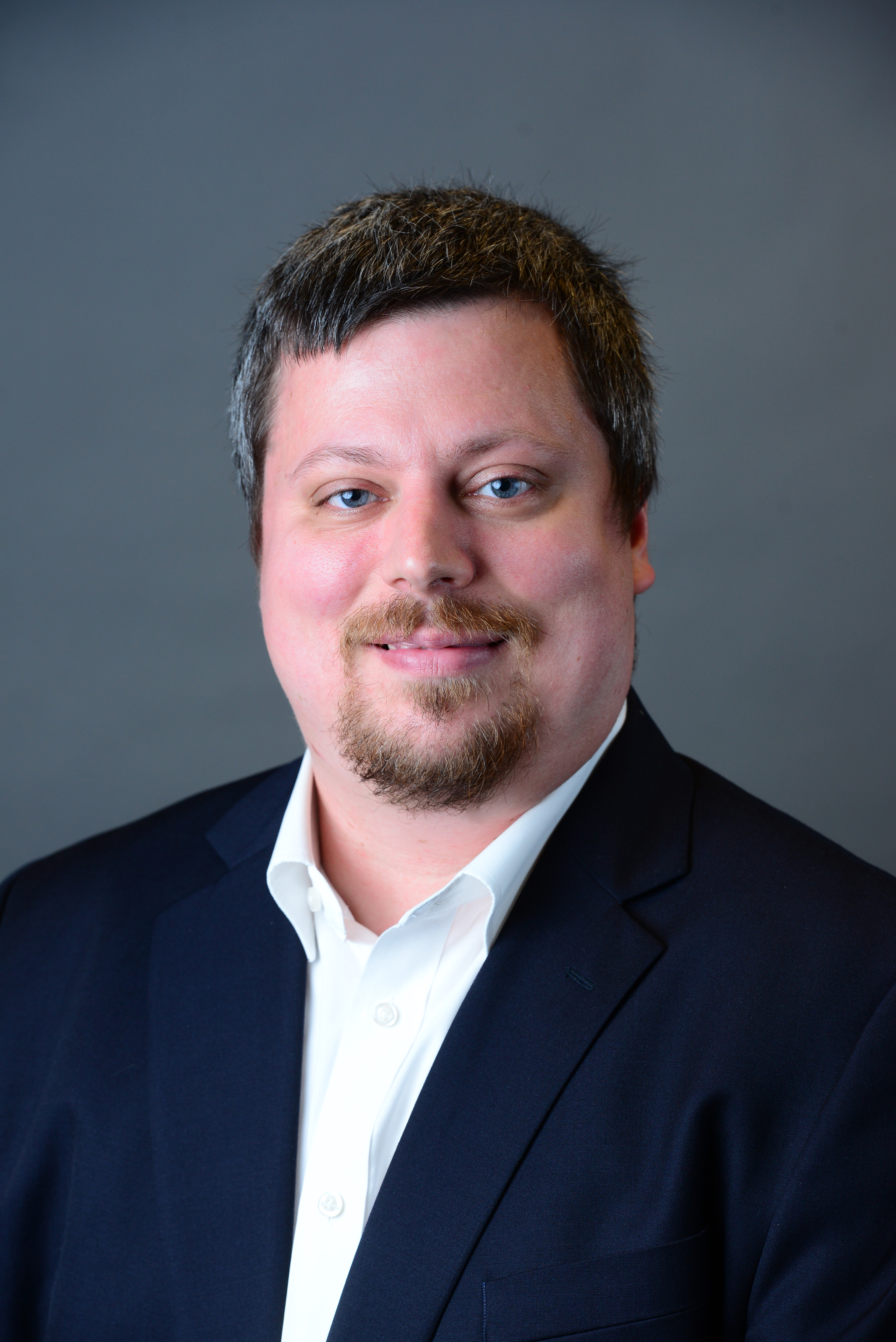 Ryan Sizer professional headshot photo